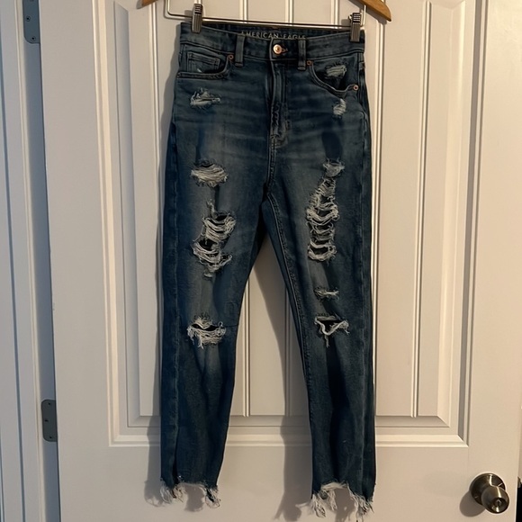American Eagle Highest Rise Mom Jeans 00 Short - Picture 1 of 6